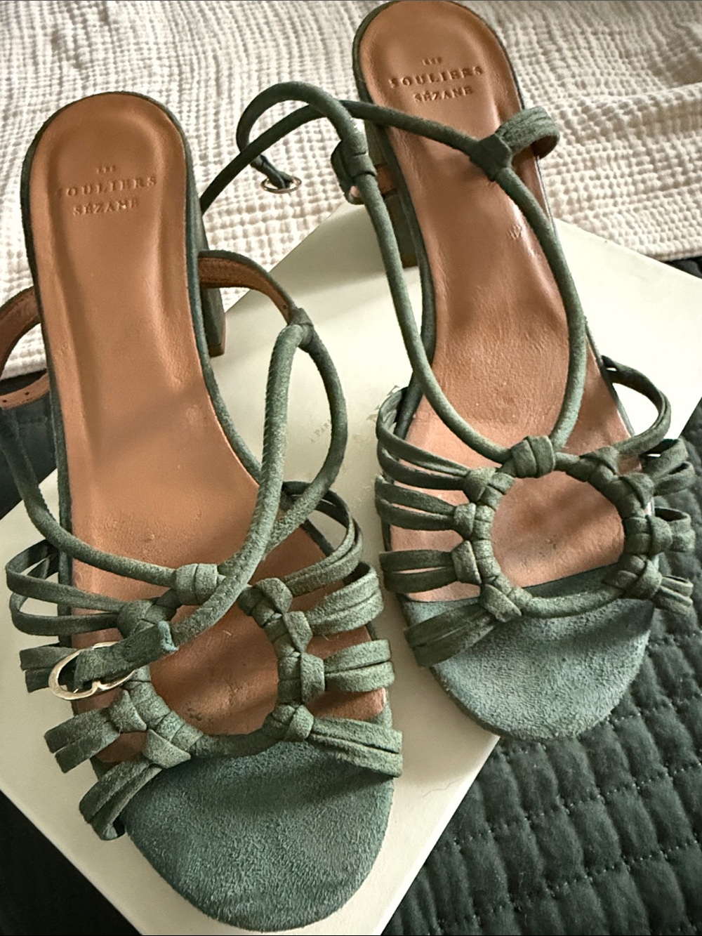 Sezane Gloria sandals goatskin leather in khaki size FR39 or US8